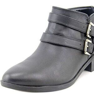 *SALE* Bella Vita Women's Frankie Bootie, Black Leather, 8M--NEW--0221